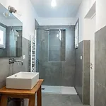 A Est Bed & Breakfast 3*